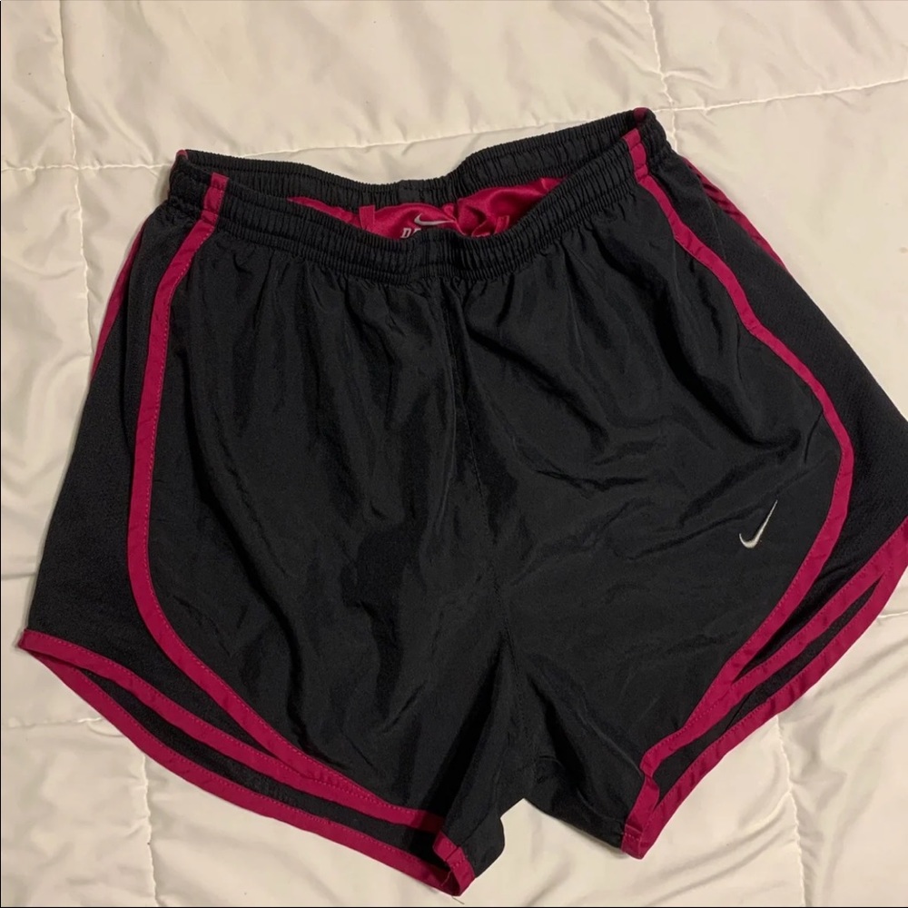 Nike xs shorts